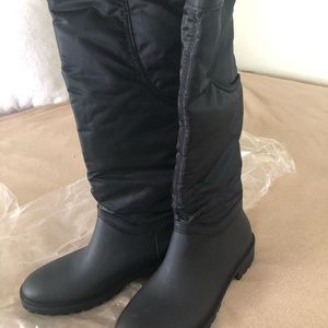 Brand new, DKNY BOOTS